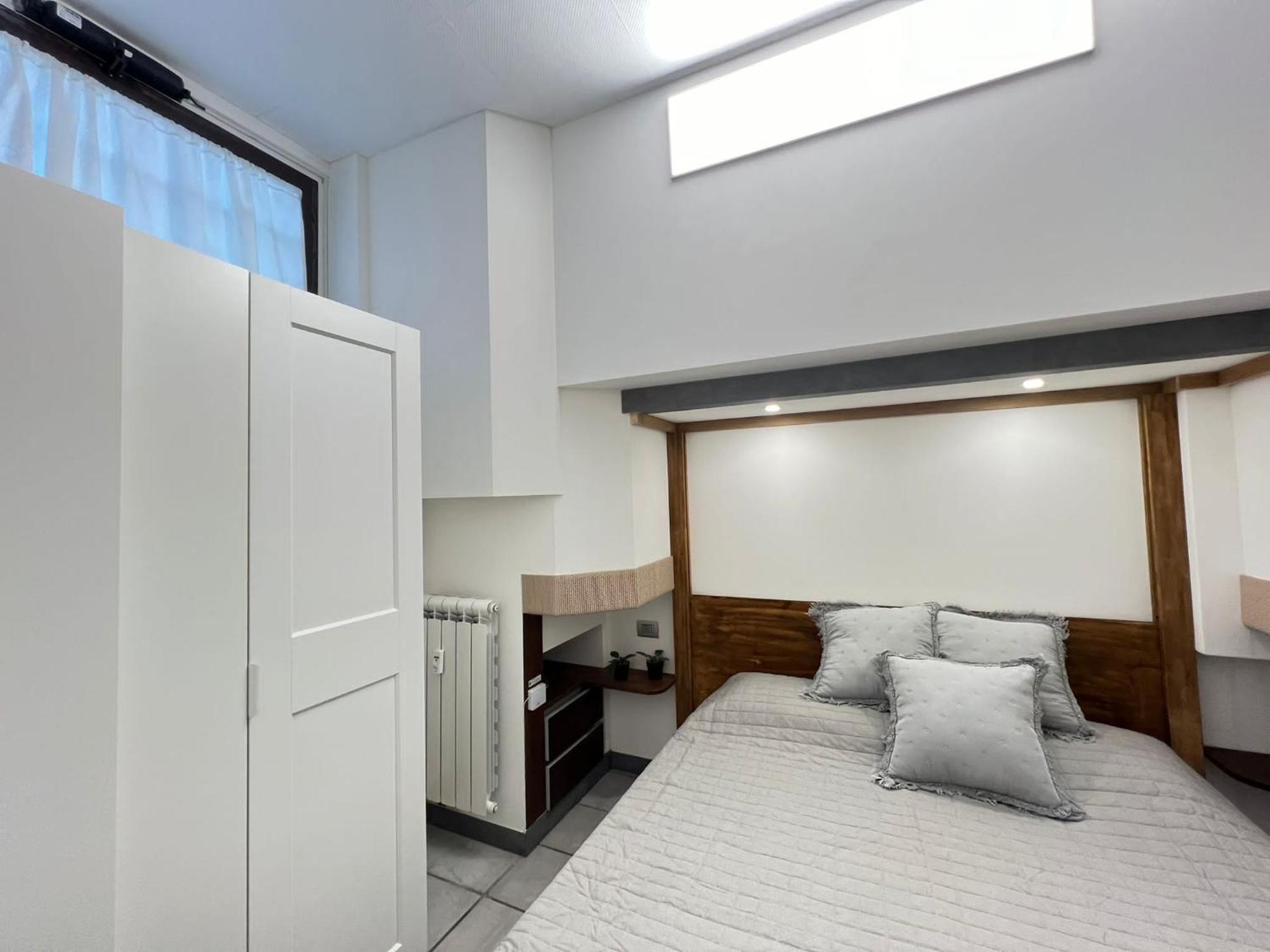 "R&P Apartment", Short Term Stay, Elegant Design, Bisceglie Metro Station, Easy For San Siro And Fiera Milano, Free Parking Eksteriør billede
